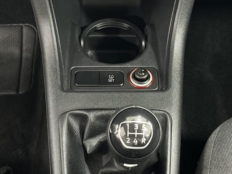 VW UP 1.0 MOVE completo