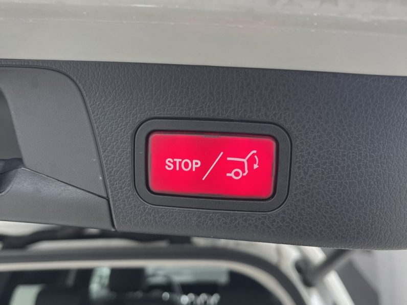 Mercedes-Benz GLB 200 Progressive completo