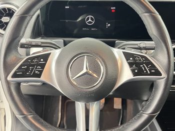 Mercedes-Benz GLB 200 Progressive completo