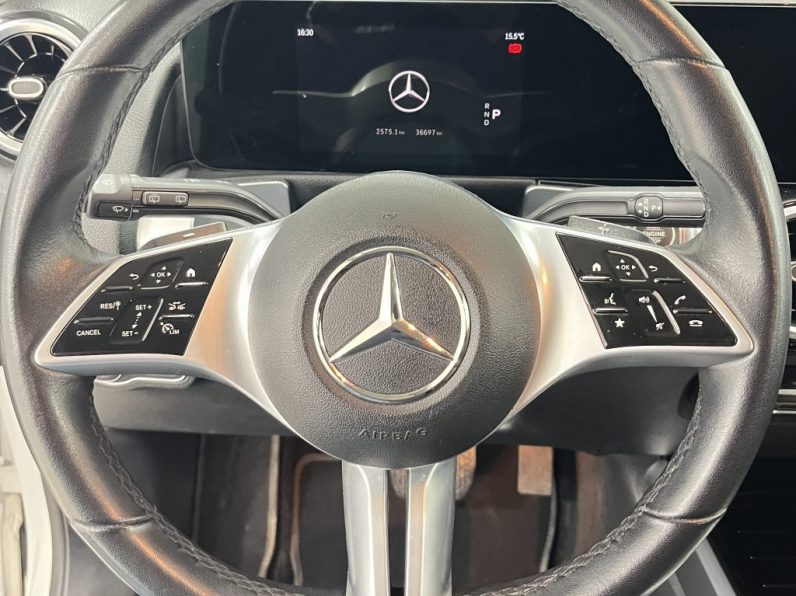 Mercedes-Benz GLB 200 Progressive completo