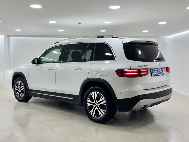 Mercedes-Benz GLB 200 Progressive completo