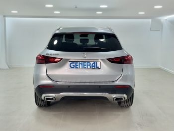 Mercedes-Benz GLA 200 Progressive completo