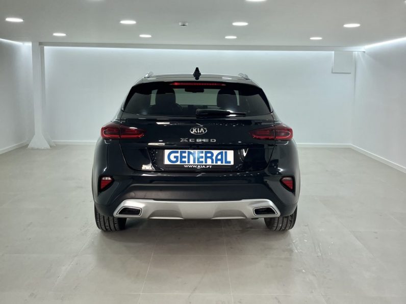 Kia XCeed 1.0 T-GDI Tech completo