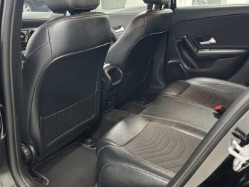 Mercedes-Benz A 250 e completo