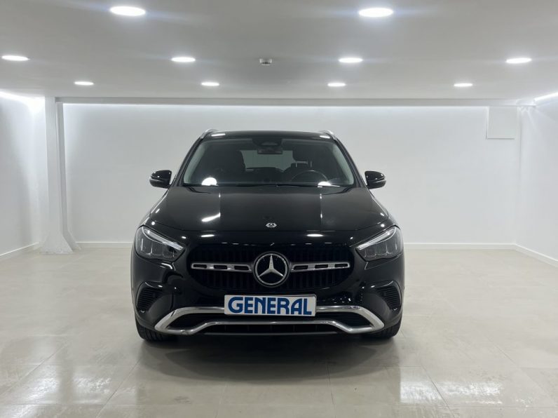 Mercedes-Benz GLA 200 Progressive completo