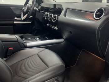 Mercedes-Benz GLA 180 d Progressive completo