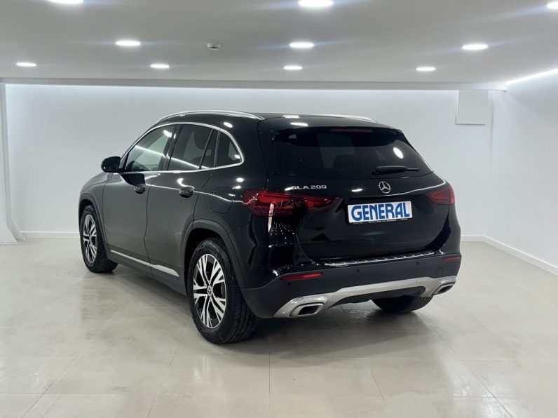 Mercedes-Benz GLA 200 Progressive completo