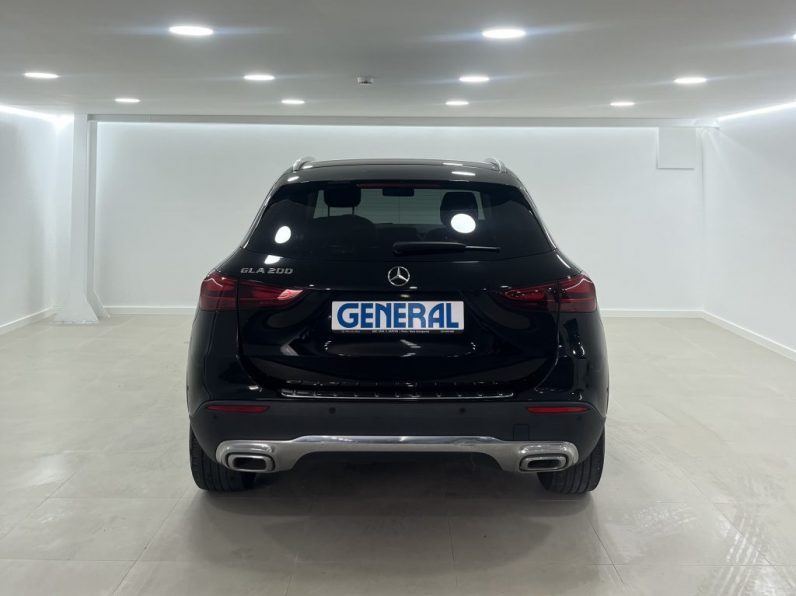 Mercedes-Benz GLA 200 Progressive completo