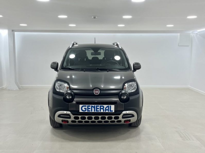 Fiat Panda 1.0 Hybrid Cross completo