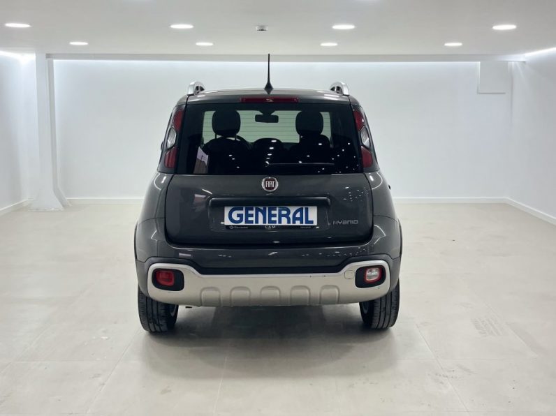 Fiat Panda 1.0 Hybrid Cross completo