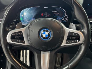 BMW 530 e Pack M completo