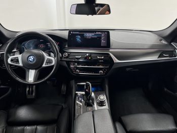 BMW 530 e Pack M completo