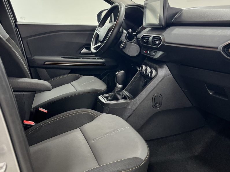 Dacia Jogger 1.6 Extreme 7L completo