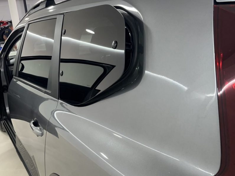 Dacia Jogger 1.6 Extreme 7L completo