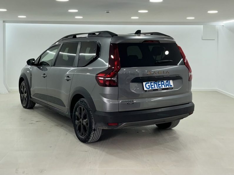 Dacia Jogger 1.6 Extreme 7L completo