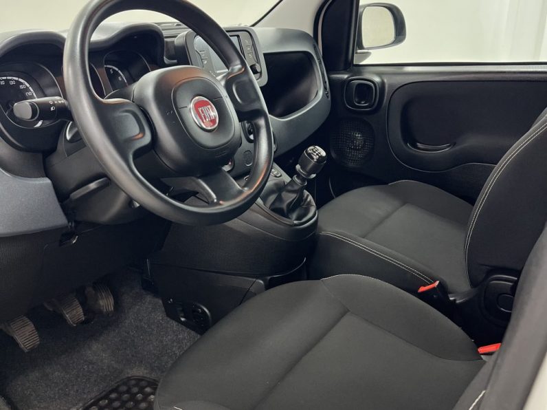 Fiat Panda 1.0 Hybrid City Life completo
