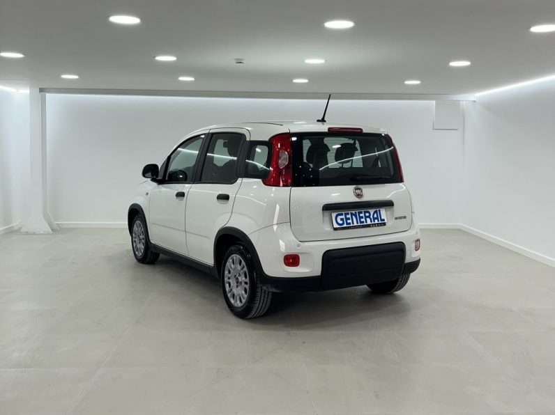 Fiat Panda 1.0 Hybrid City Life completo