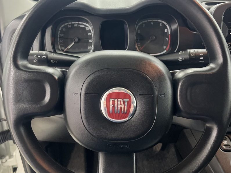 Fiat Panda 1.0 Hybrid City Life completo