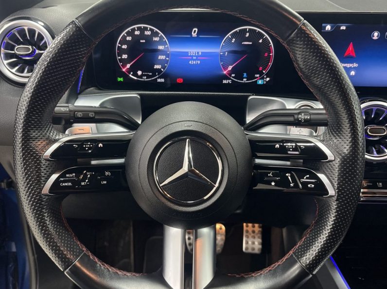 Mercedes-Benz GLB 180 d AMG Line completo