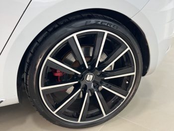 SEAT Leon 2.0 TSI S&S Cupra 300 completo