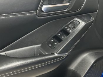 Nissan Qashqai 1.3 DIG-T N-Connecta LED+SKY completo