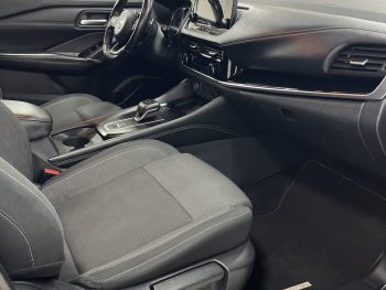 issan Qashqai 1.3 DIG-T N-Connecta Xtronic completo