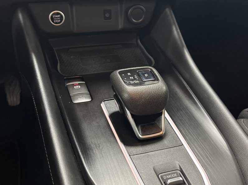 issan Qashqai 1.3 DIG-T N-Connecta Xtronic completo