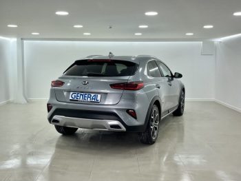 Kia XCeed 1.6 CRDi MHEV Tech completo