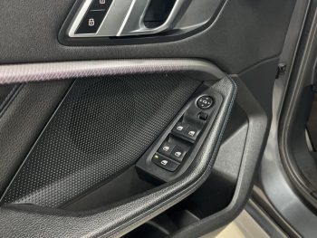 BMW 116 d Pack Desportivo M Auto completo