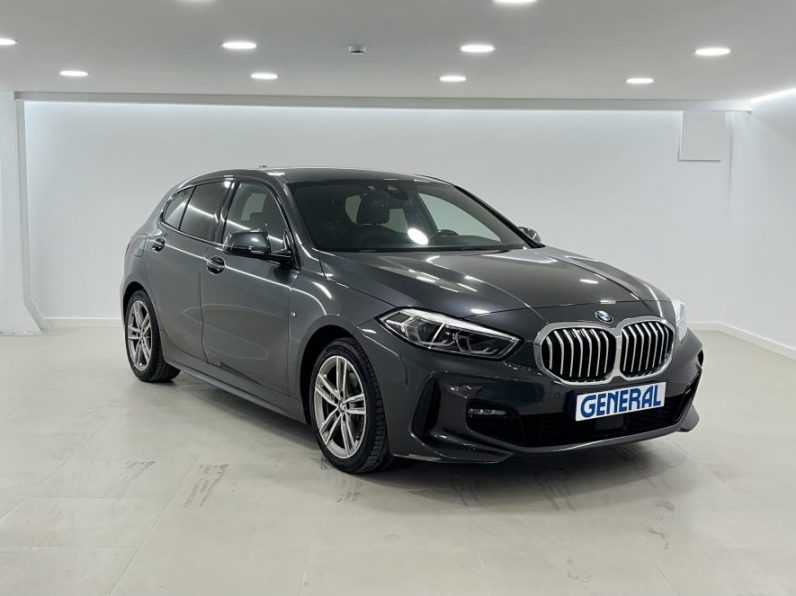 BMW 116 d Pack Desportivo M Auto completo