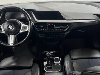 BMW 116 d Pack Desportivo M Auto completo