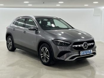 Mercedes-Benz GLA 180 d Progressive completo