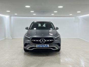 Mercedes-Benz GLA 180 d Progressive completo