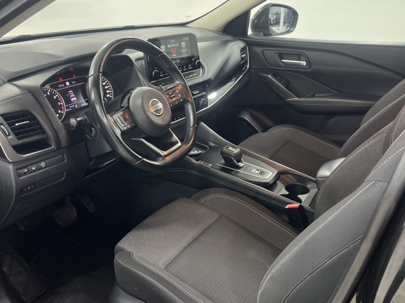 Nissan Qashqai 1.3 DIG-T N-Connecta Xtronic completo