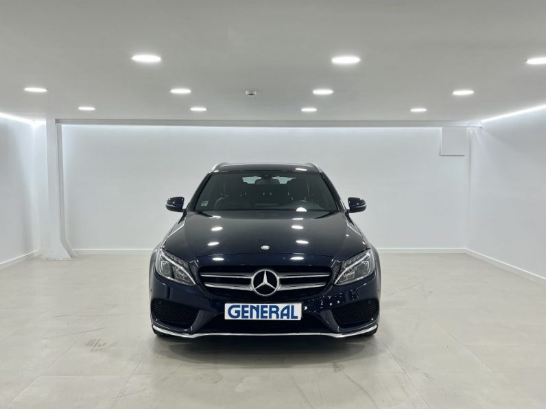 Mercedes-Benz C 300 BlueTEC Hybrid AMG Line completo