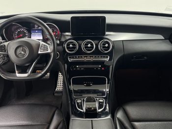 Mercedes-Benz C 300 BlueTEC Hybrid AMG Line completo