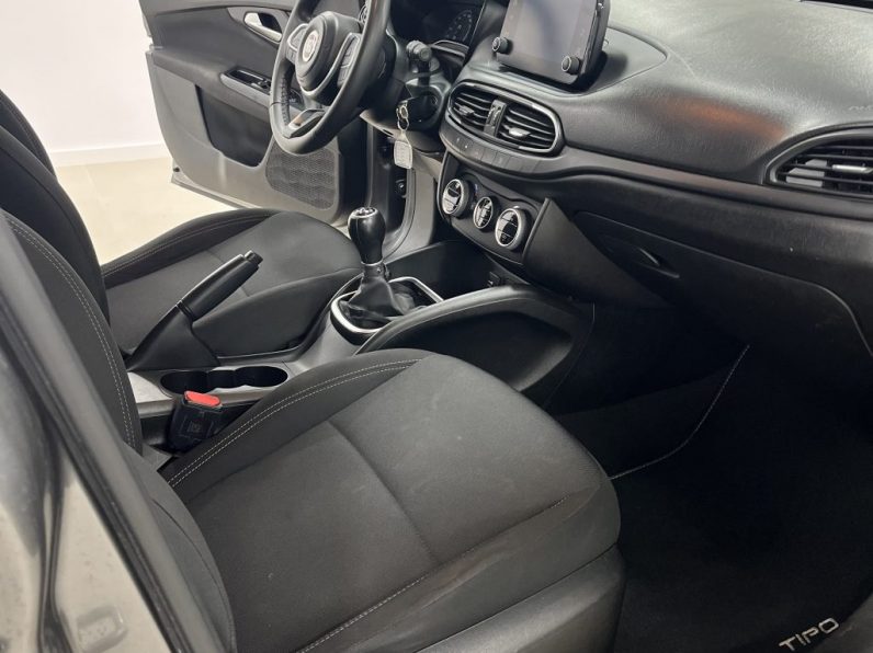 Fiat Tipo Station Wagon 1.3 Multijet Life completo