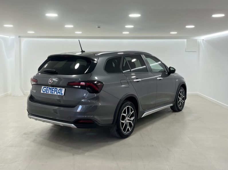 Fiat Tipo Station Wagon Cross 1.0 GSE T3 Cross completo