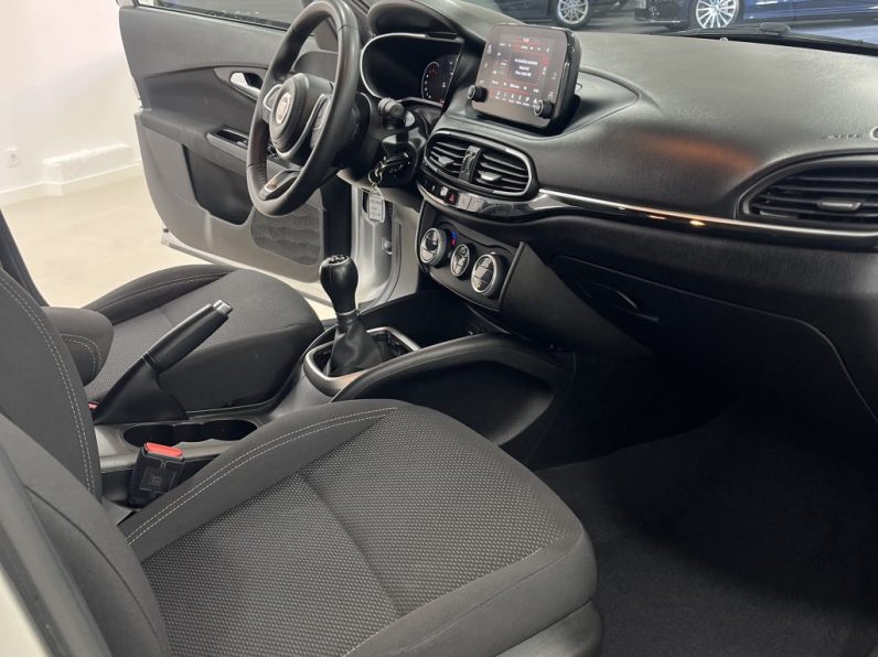 Fiat Tipo Station Wagon 1.3 Multijet City Life completo