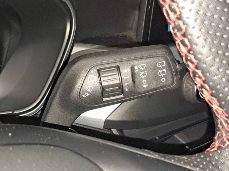 Ford Focus 1.0 EcoBoost MHEV ST-Line Aut. completo