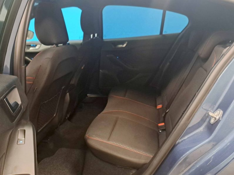 Ford Focus 1.0 EcoBoost MHEV ST-Line Aut. completo