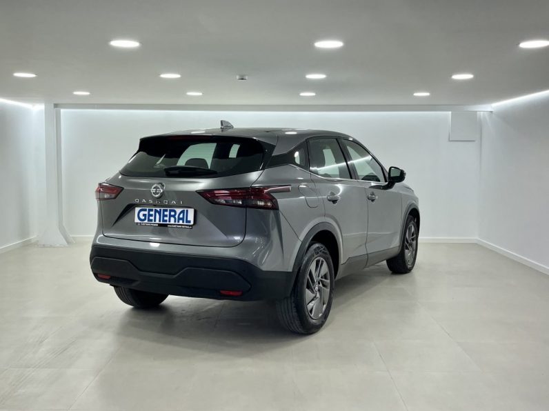 Nissan Qashqai 1.3 DIG-T N-Connecta completo
