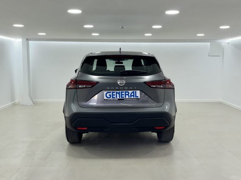 Nissan Qashqai 1.3 DIG-T N-Connecta completo