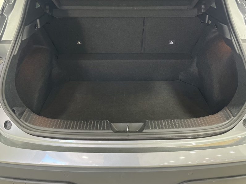 Nissan Qashqai 1.3 DIG-T N-Connecta completo