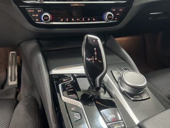 BMW 530 e Pack M completo