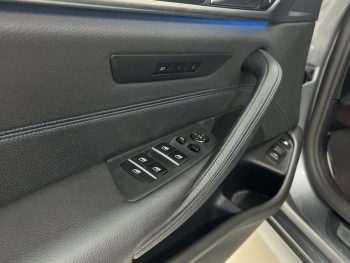 BMW 530 e Pack M completo