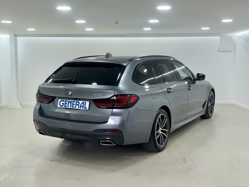 BMW 530 e Pack M completo