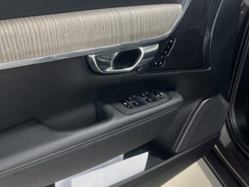 Volvo V90 Cross Country B5 B AWD Ultimate completo