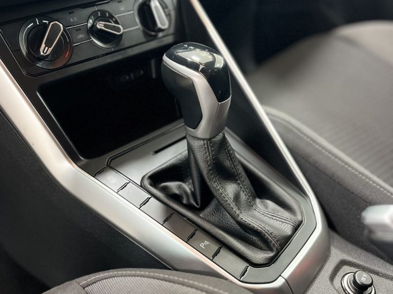 VW Polo 1.0 TSI Life DSG completo