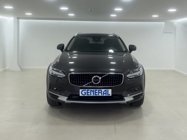 Volvo V90 Cross Country B5 B AWD Ultimate completo